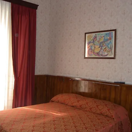 Guest house Aria Di Mare 2*